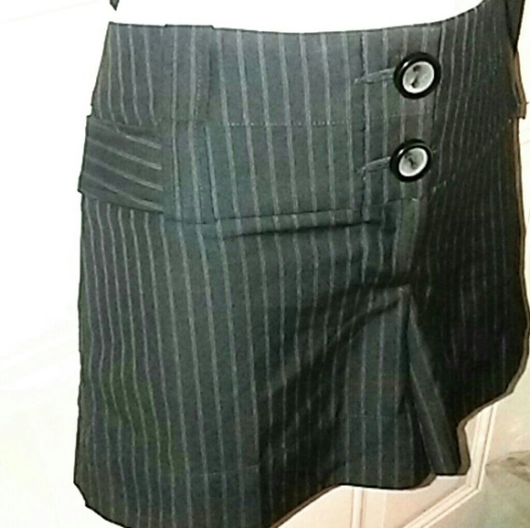 🎃Arden B dressy shorts🎃 - Picture 3 of 8